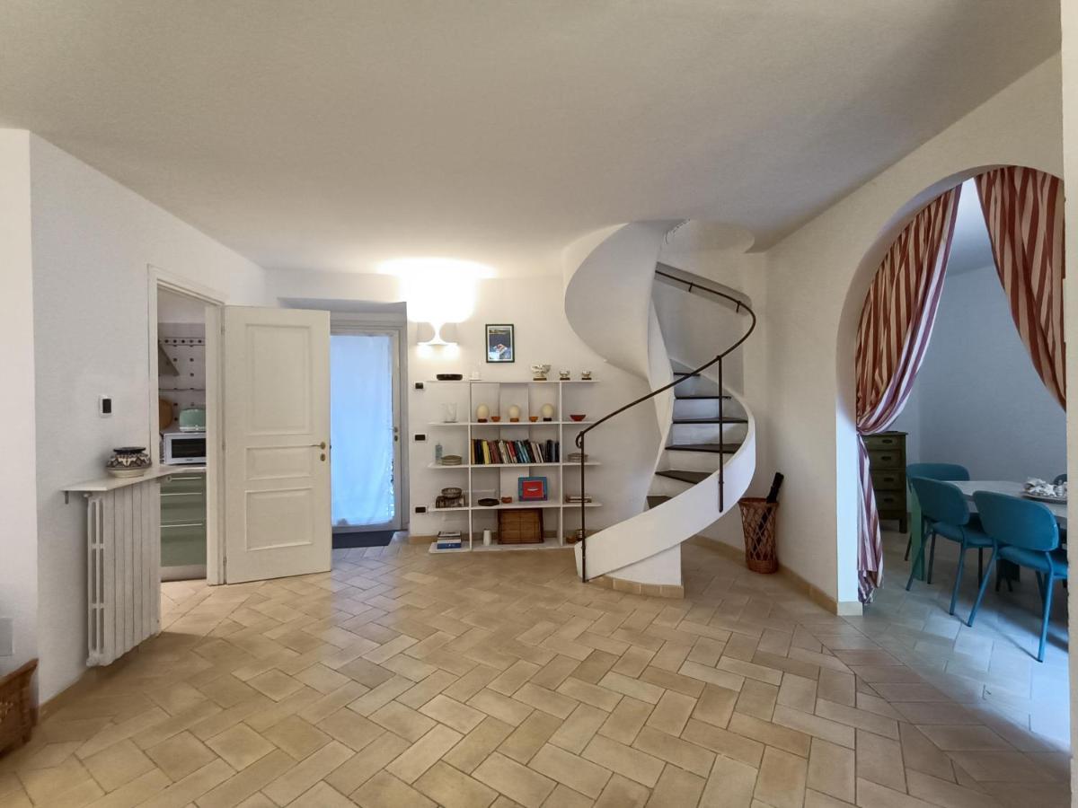 Altido Villa Milva With Car Park Beside The Beach Paraggi Exteriör bild